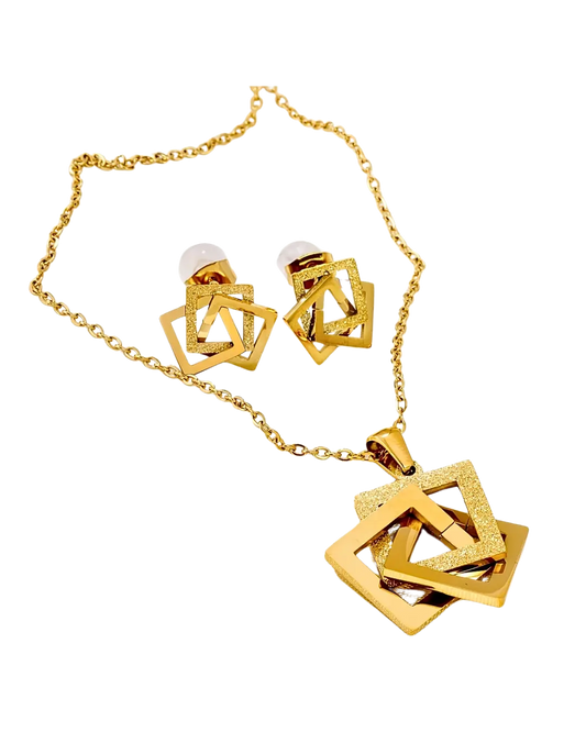 Overlapping necklace set