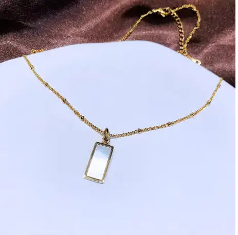 Natural Shell infused in Pendent