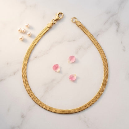 Plain snake chain necklace