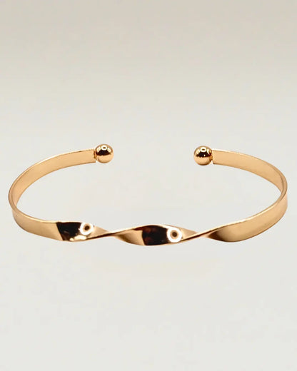 Twist Gold Bangle