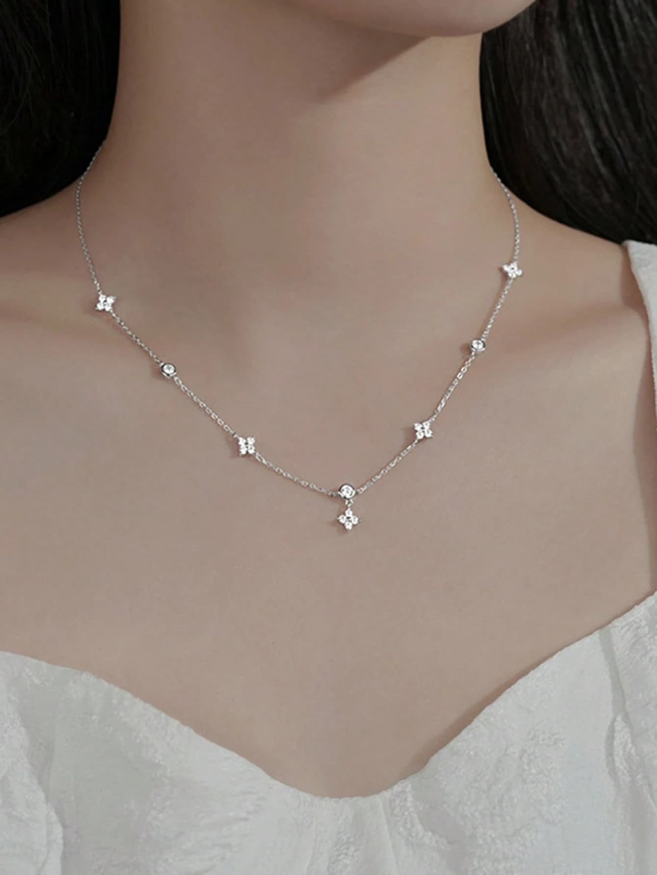 Leaf Clover Necklace