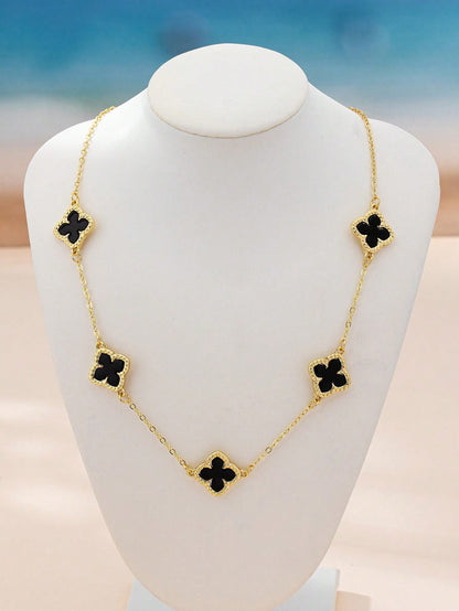 Clover Pendant Necklace