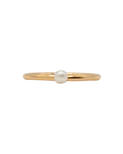 Dainty Pearl Ring