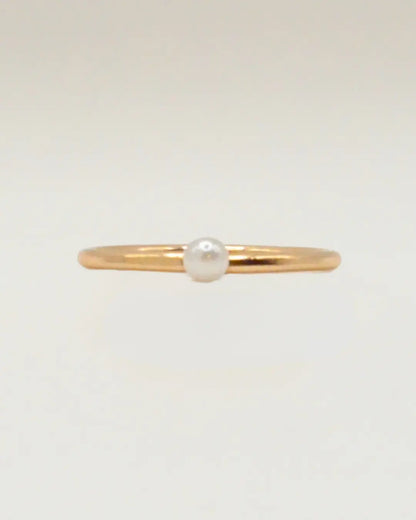 Dainty Pearl Ring