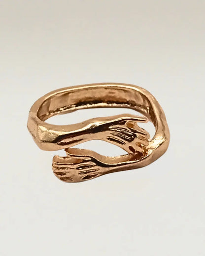 Hug Ring