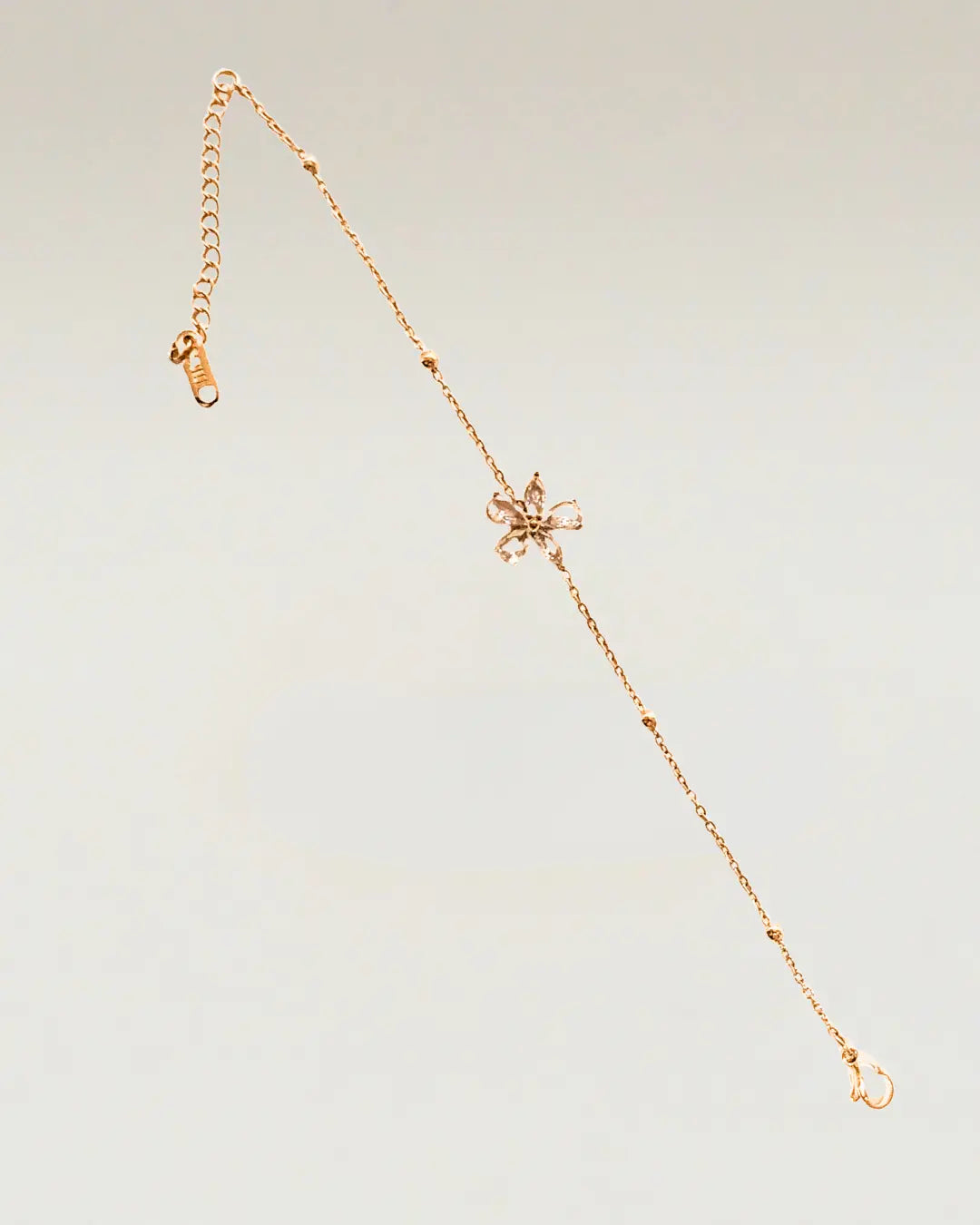 Flower charm bracelet