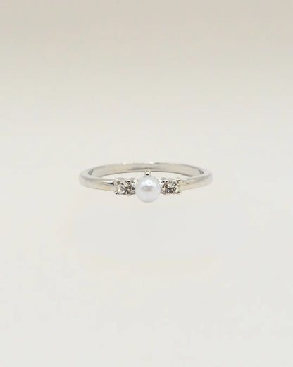 Silver Pearl Ring