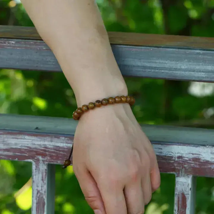 Wooden beads bracelet