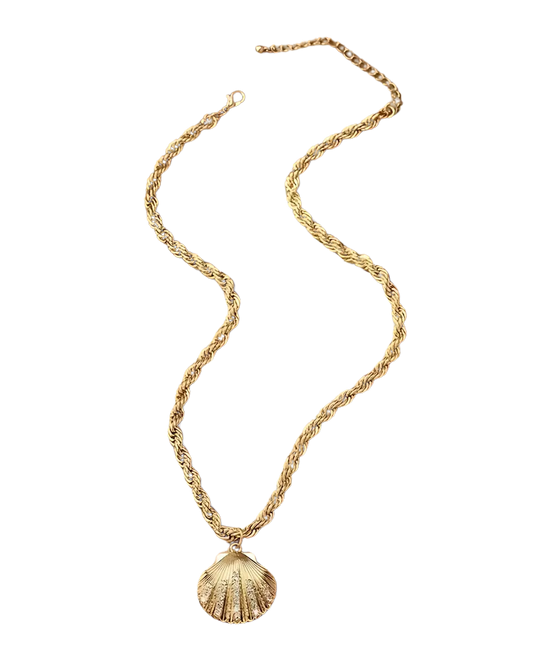 Bohemian Seashell Pendant Necklace