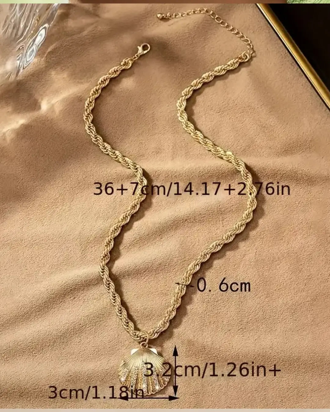 Bohemian Seashell Pendant Necklace