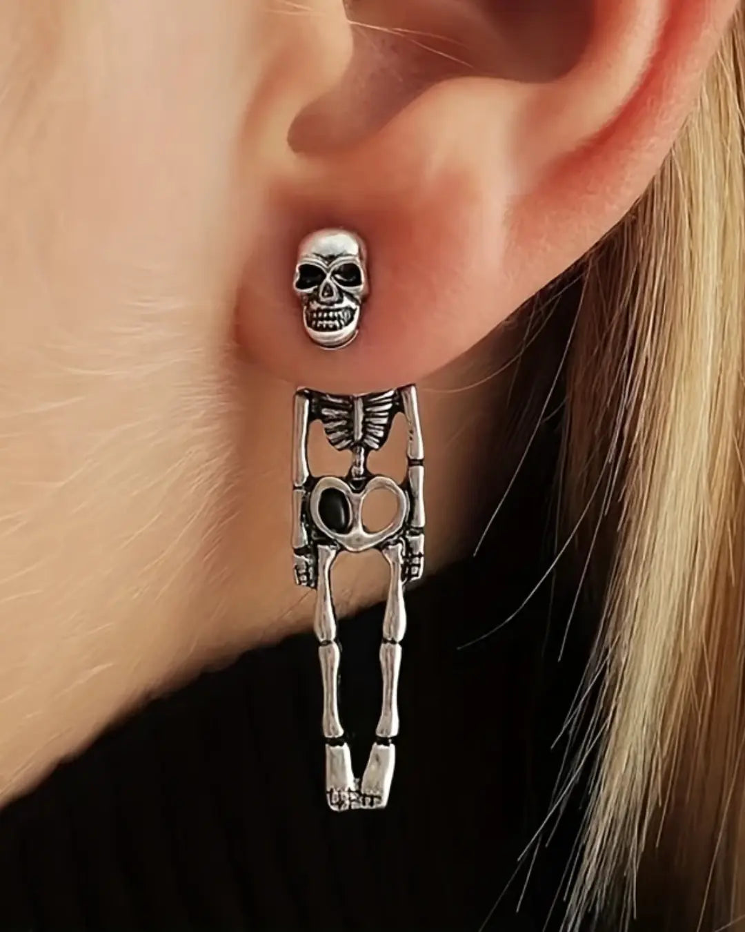 Human skeleton detachable earring
