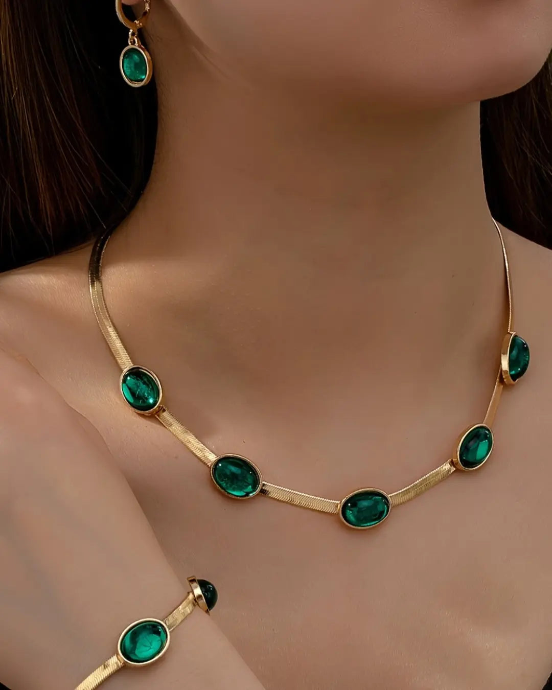 American retro elegant temperament necklace, bracelet and earrings set
