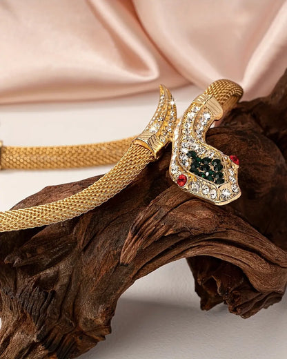 Elegant Serpent Necklace