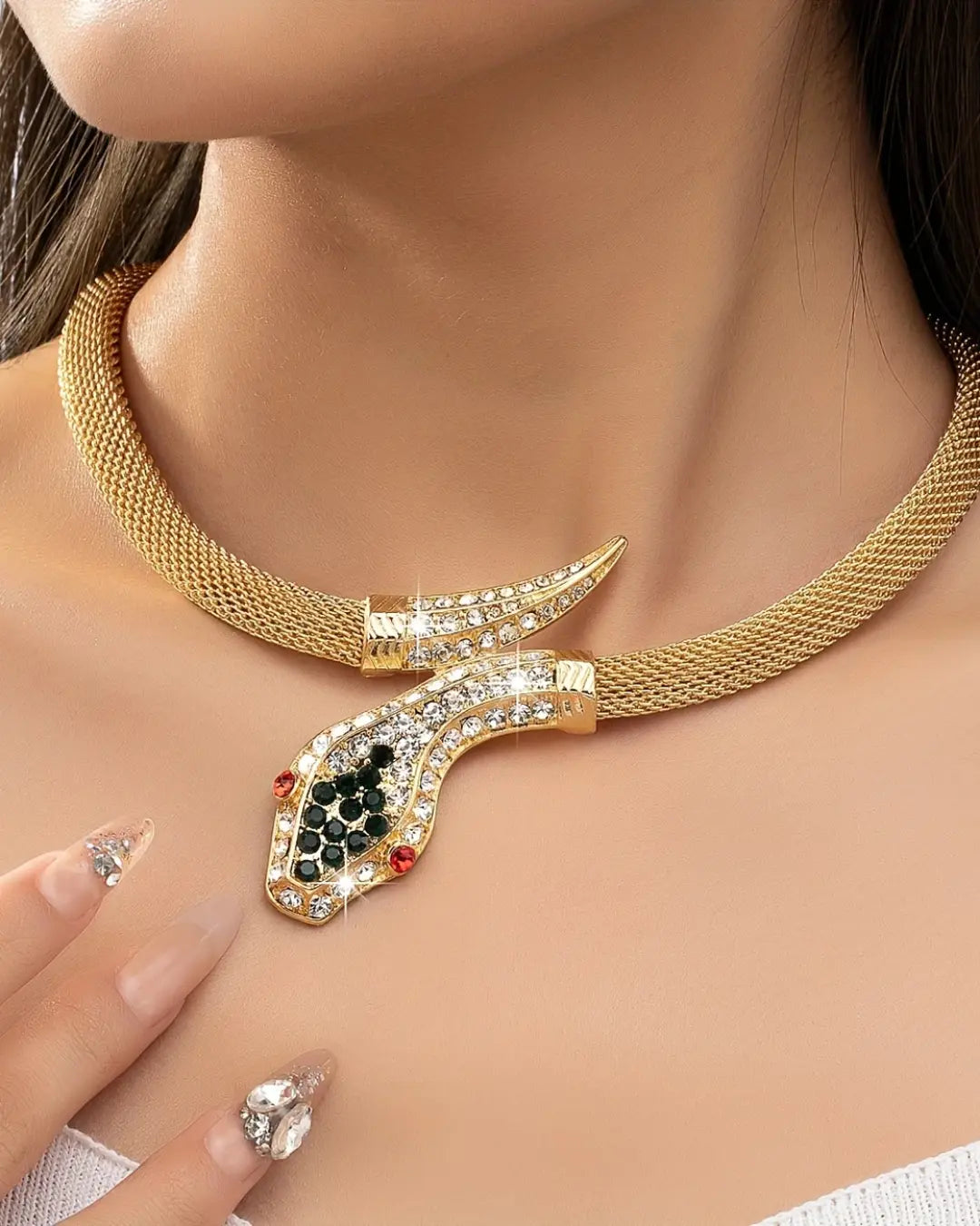 Elegant Serpent Necklace