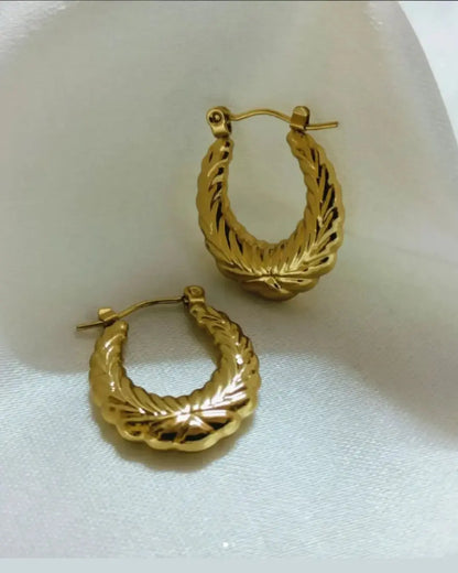Sunburst Crescent Hoops