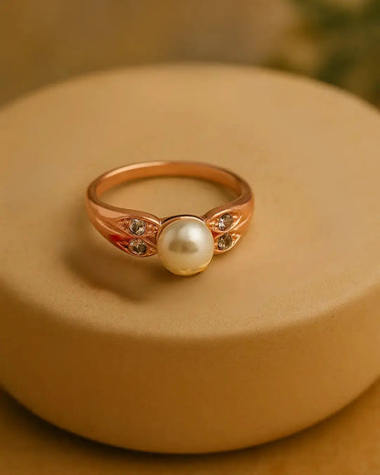 Rose Gold Petal Pearl Ring