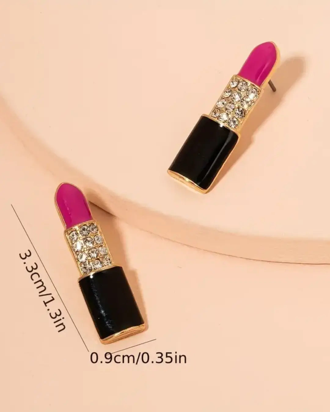 Pair of Lip-Shaped Earrings