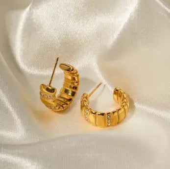 Bold Gold Ribbed Hoop Earrings