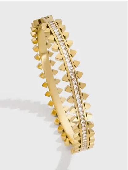 Pyramid Luxe Sparkle Bangle