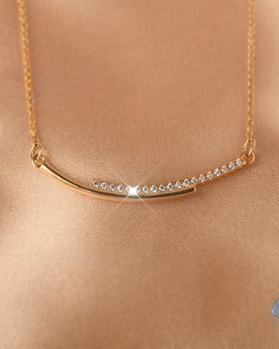 Zirconia Pendant Necklace