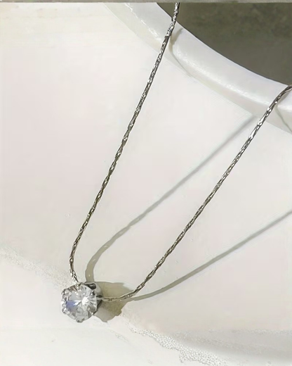Zirconia Pendant Necklace