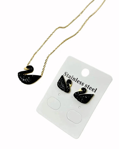 Black Swan Charm Set