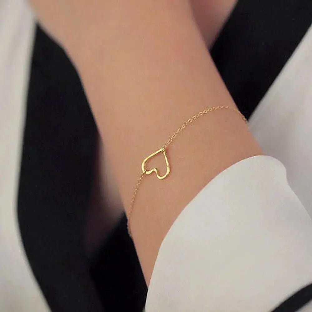 Simple Delicate Heart Bracelet