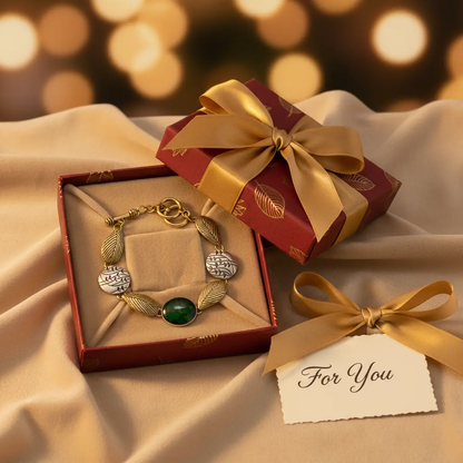 Vintage Leaf Design Bracelet