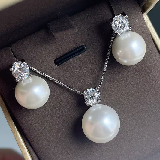 Pearl & Crystal Pendant Set