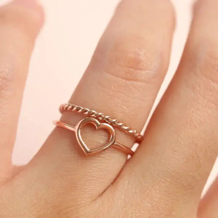 Heart Ring in Gold Tone